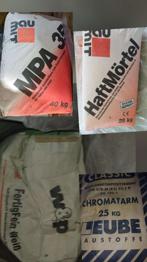 diverse Baumaterialien zu verschenken