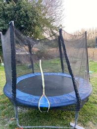 Trampolin mit Netz
