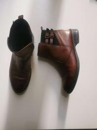 Braune Lederstiefeletten