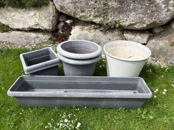 Pflanztöpfe zu verschenken