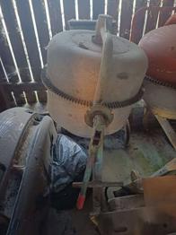 (reserviert) Mischmaschine