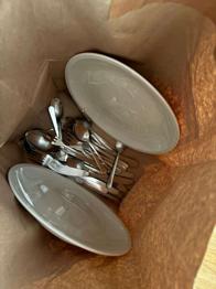 Besteck (divers) + Teller