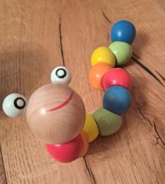 Holzraupe Motorikspielzeug