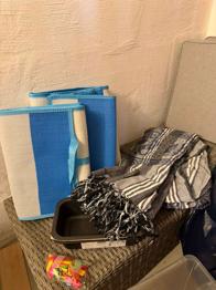 (reserviert) Verschiedene Picknickdecken und Strandtuch