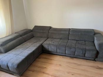 Wohnzimmercouch zu verschenken