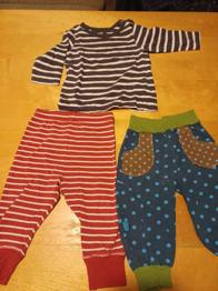 Verschenke Buben Hosen u Shirt langarm Größe 68