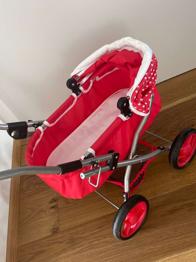 Babywagen puppe