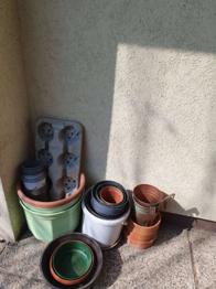 (reserviert) Blumenübertöpfe