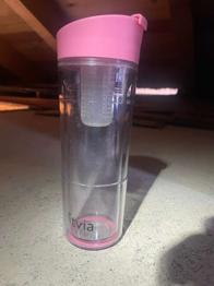 Trinkbecher mit Teesieb