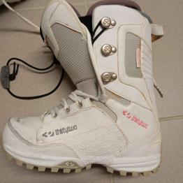 Thirtytwo Snowboard Boots Gr. 38 (7,5)