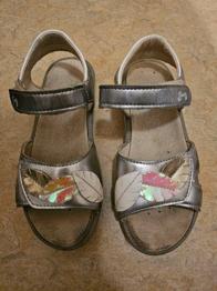 Primigi Mädchen Sandalen Gr. 32