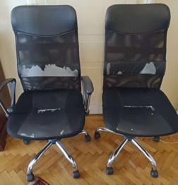 2 Schreibtischsessel zu verschenken