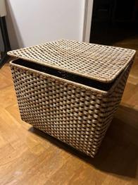 (reserviert) Aufbewahrungsbox