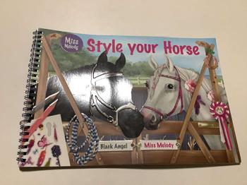 Style your Horse Zeichenheft