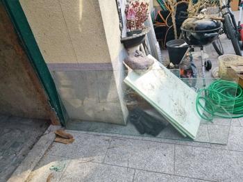 Glasplatte zu verschenken