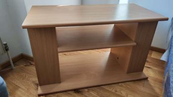 Couchtisch / Fernsehtisch