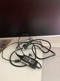 Stromkabel für Monitor (+ defekter Monitor)