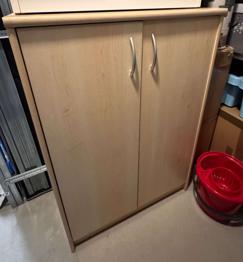 Verschenke gut erhaltene Kommode