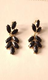 Ohrringe schwarz, Ohrstecker