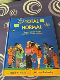 Buch Total Normal Aufklärung